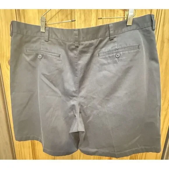 LL Bean Double L Chino Shorts Men's Gray Outdoor Wrinkle Free Comfort Size‎ 44 - Picture 2 of 3